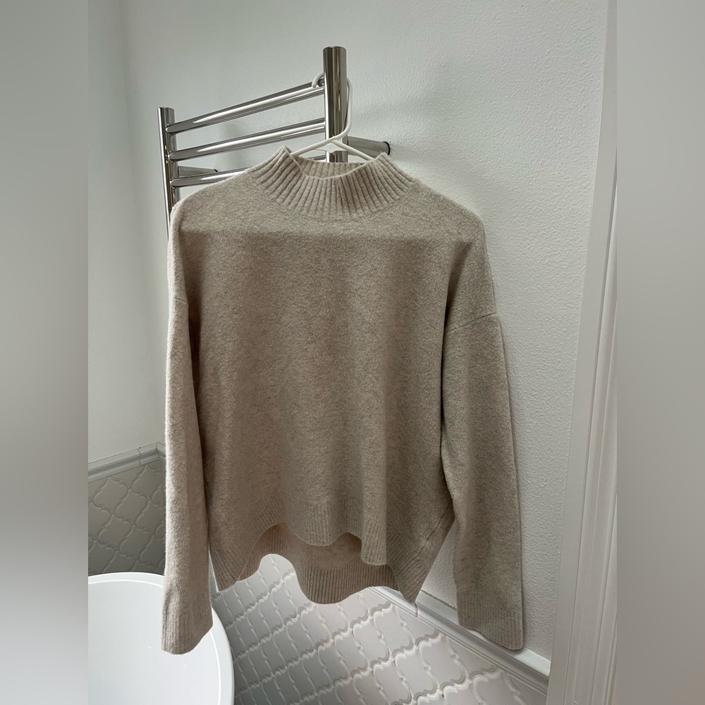 Uniqlo Women's Tan Turtleneck Sweater